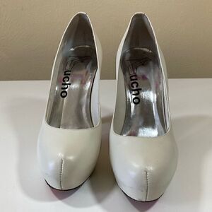 6 LUCHO off white platform almond toe pumps $350